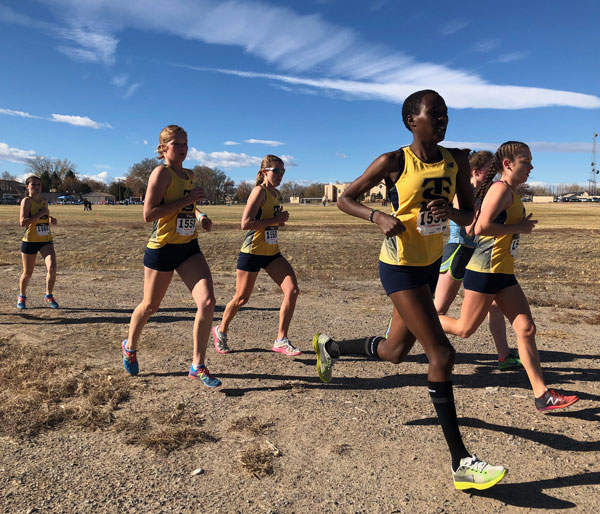 Women's runners lead the pack